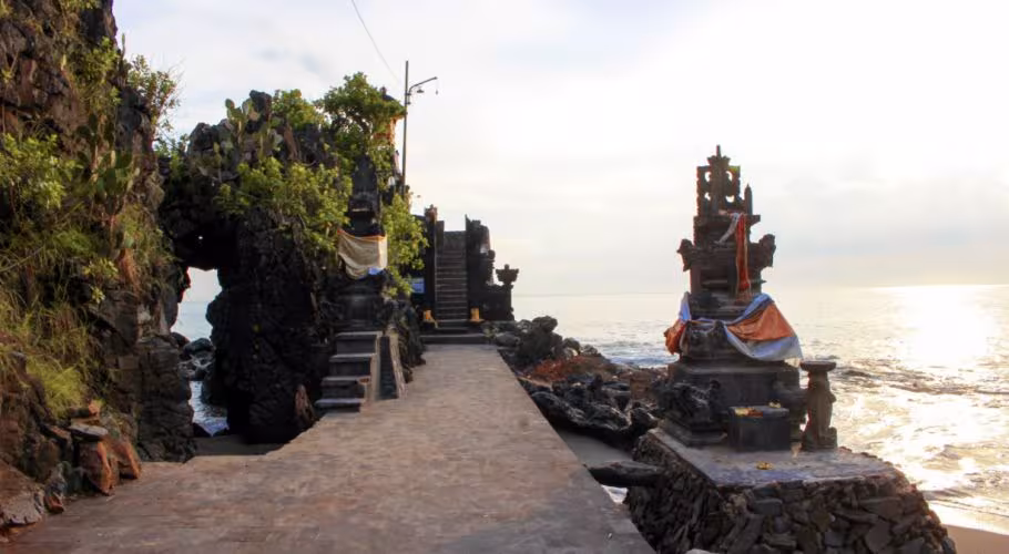 Pura Batu Bolong Pura Batu Bolong Temple Pura Batu Bolong Pura Batu Bolong Temple